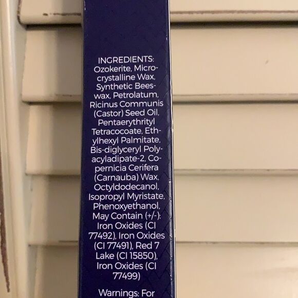 Dragun Beauty Lip job liner and sharpener - Picture 3 of 6